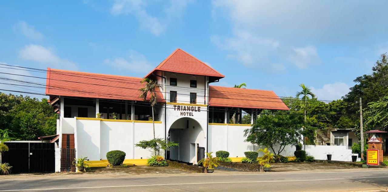 The Triangle Hotel Anuradhapura Dış mekan fotoğraf