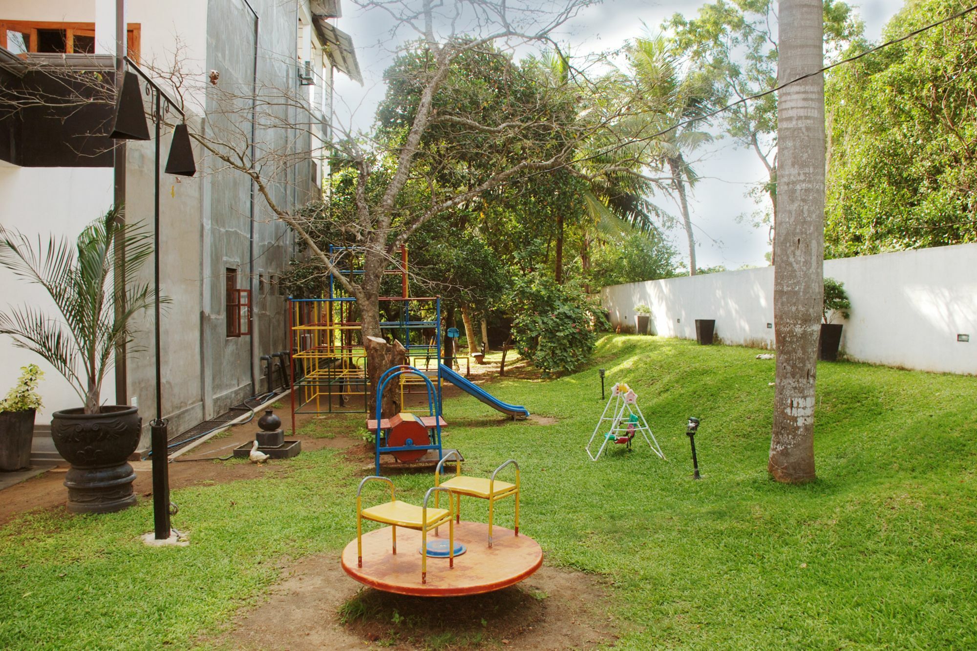 The Triangle Hotel Anuradhapura Dış mekan fotoğraf